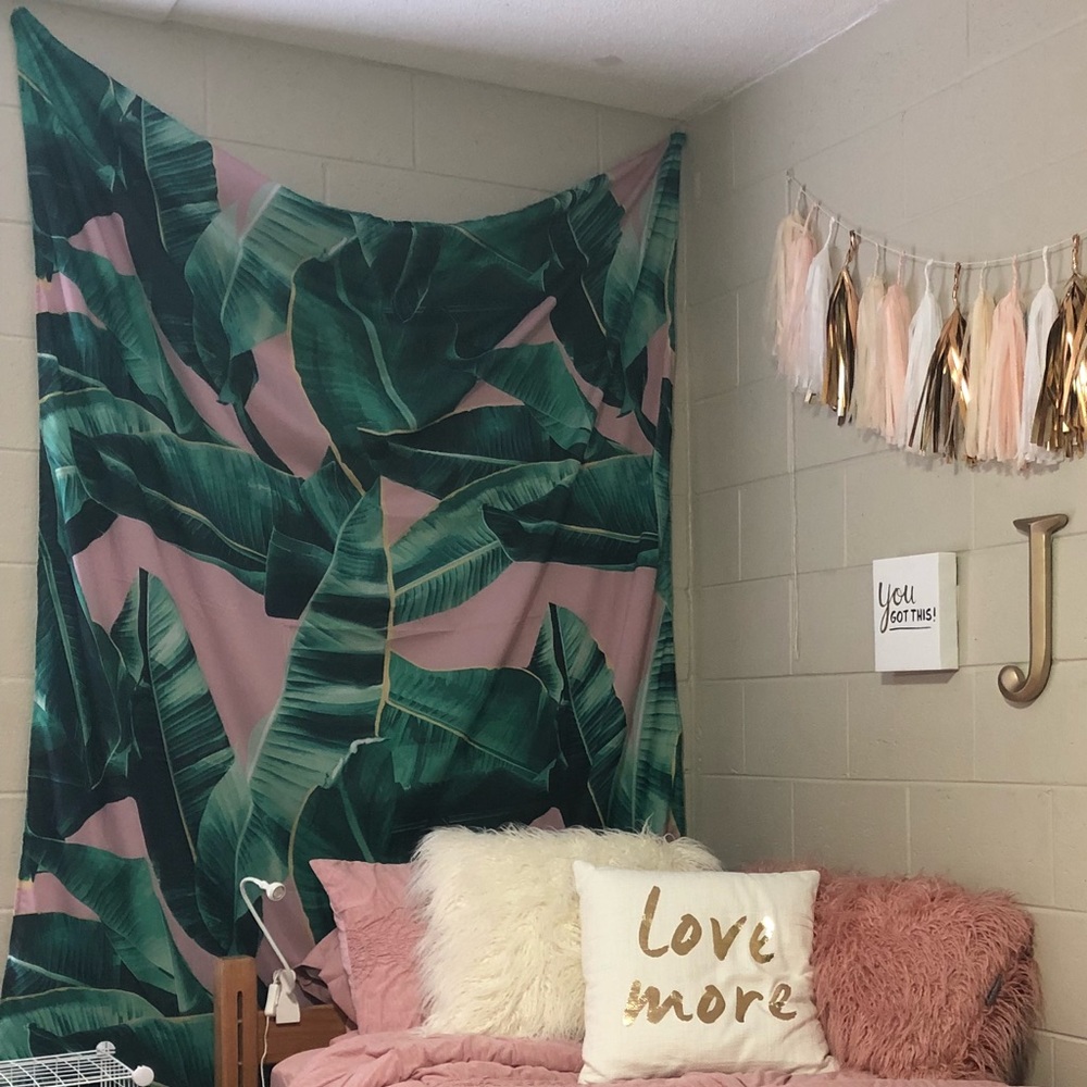 Dormify Palm Leaf Tapestry